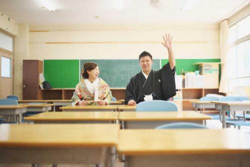 滋賀の小学校で結婚式の前撮り｜滋賀前撮り人気店ブルースター