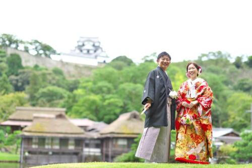 彦根城をバックに玄宮園にて和装前撮り