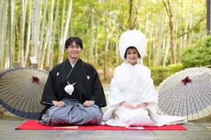 和装を着て竹林にて前撮りロケーション｜滋賀前撮り人気店ブルースター