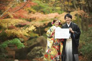 紅葉での前撮りロケーション撮影｜滋賀前撮り人気店ブルースター